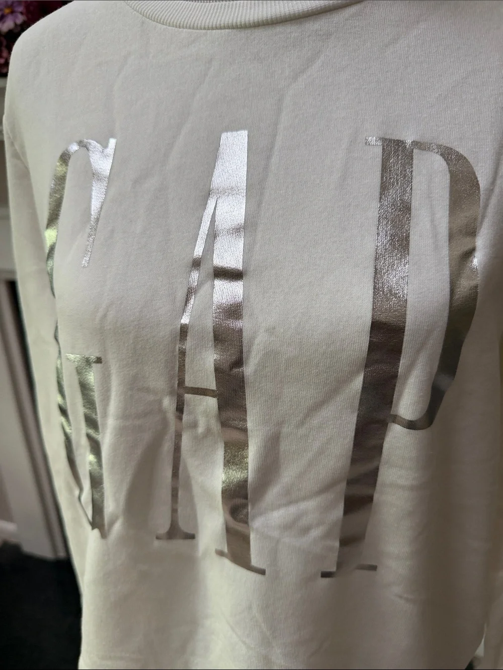 GAP White Crewneck Sweatshirt with Metallic Silver Logo